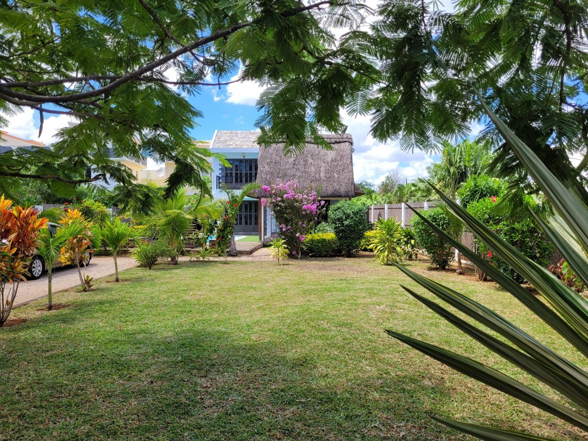 Villa Kayana Flic en Flac Bagian luar foto