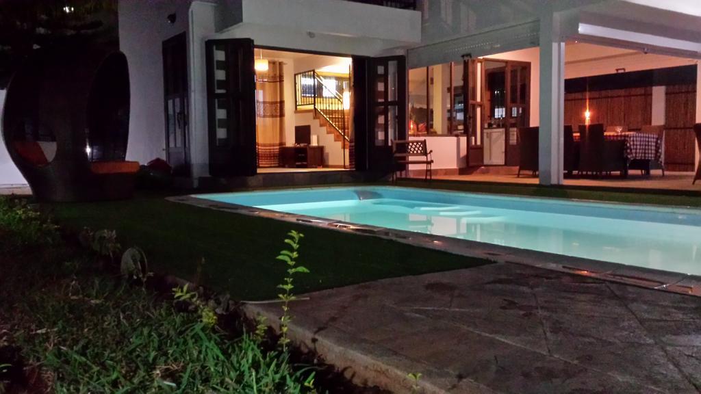 Villa Kayana Flic en Flac Bagian luar foto