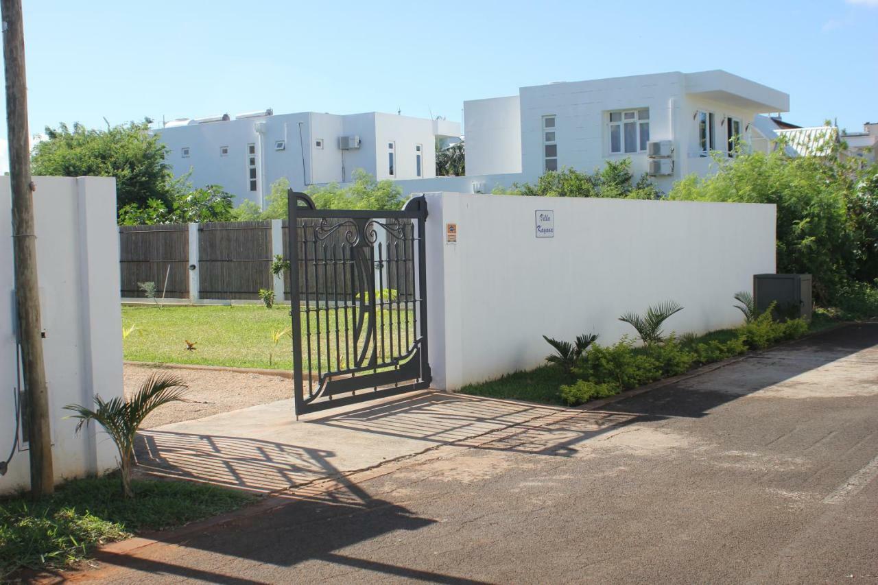 Villa Kayana Flic en Flac Bagian luar foto